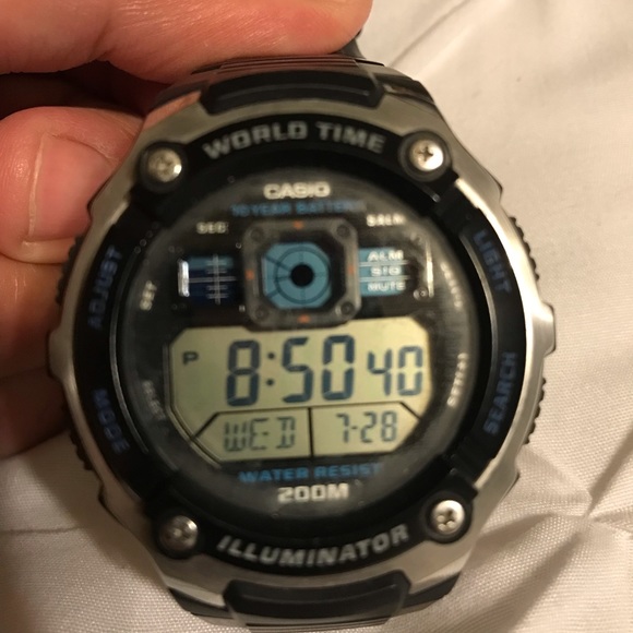 Men’s Casio World Time Illuminator Watch - Picture 2 of 4